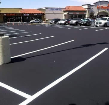 El Super Asphalt Parking Lot Installation